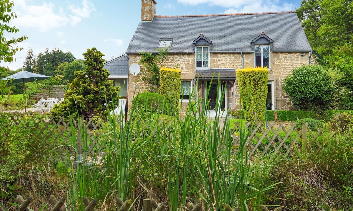 Noyal-Sous-Bazouges 一軒家 | 2 bedroom gorgeous home in Noyal-Sous-Bazouges