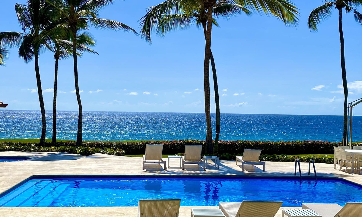 Casa de Campo 一軒家 | スタッフ一同付きの素敵なアップデートのオーシャンフロント6ベッドルームホーム