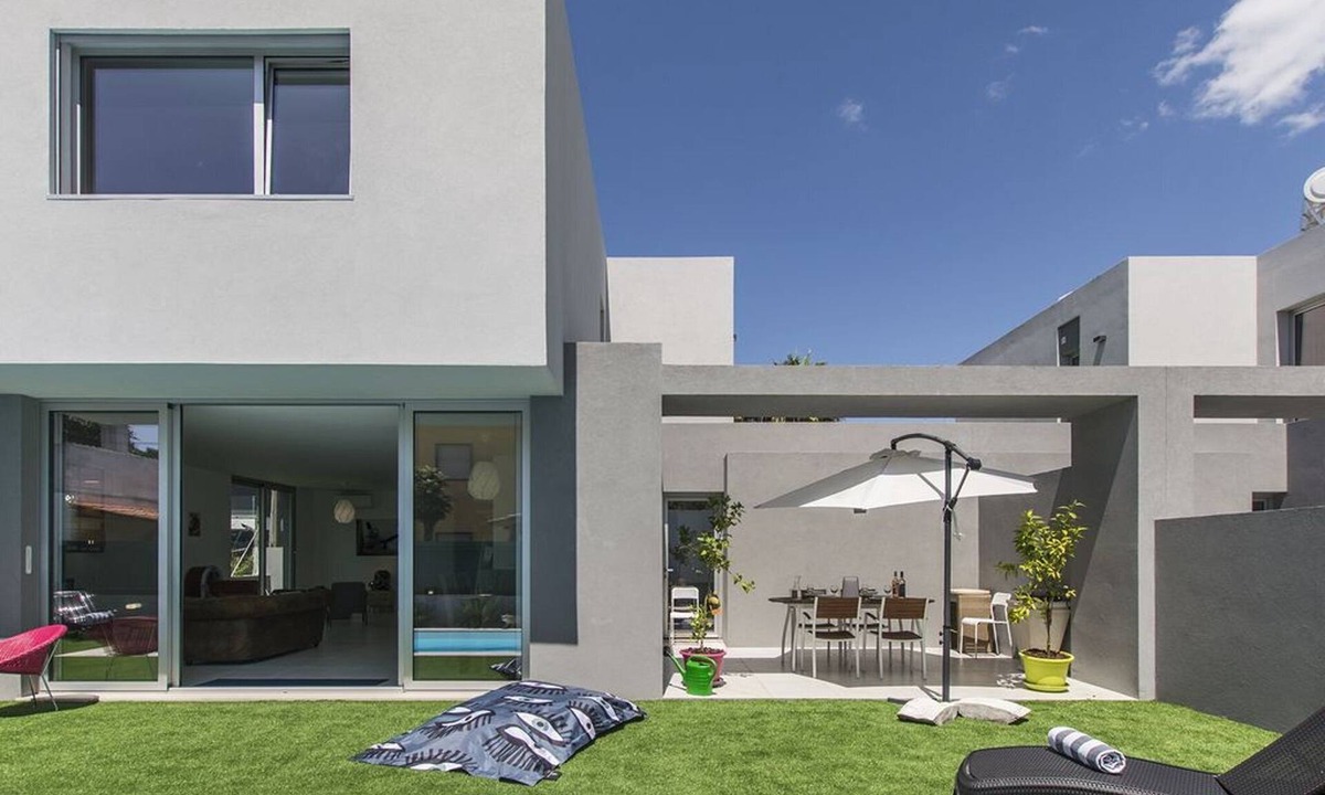 Charneca de Caparica e Sobreda ヴィラ | Beautiful Lisbon Coast Villa | 3 Bedrooms | Villa Sena Lion | Private Pool