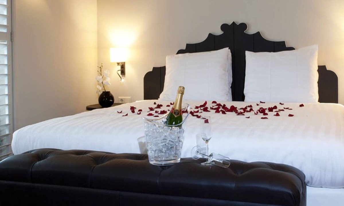 Municipality of Huizen ホテル | Explore Huizen in Perfect Suite w/Onsite Dining Near Breathtaking Reserves