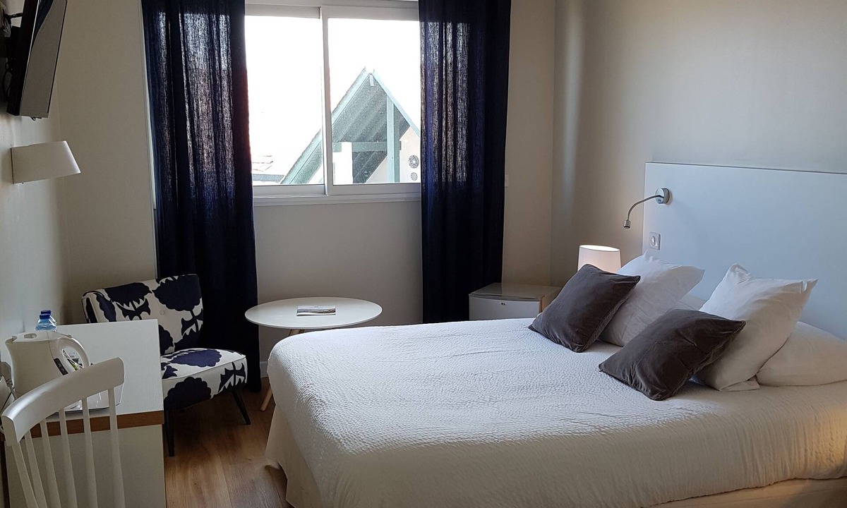 Biarritz City Centre ホテル | オテル オー ボン コワン