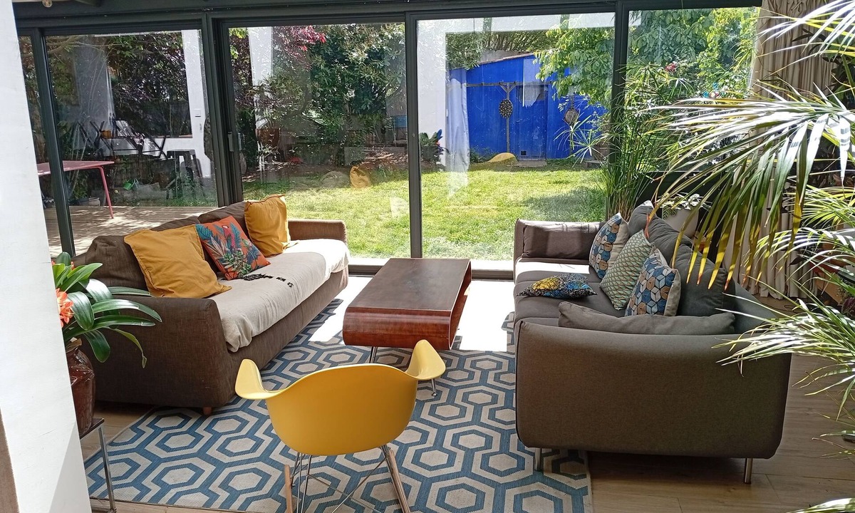 Pin Sec 一軒家 | Large, cosy house near the town center