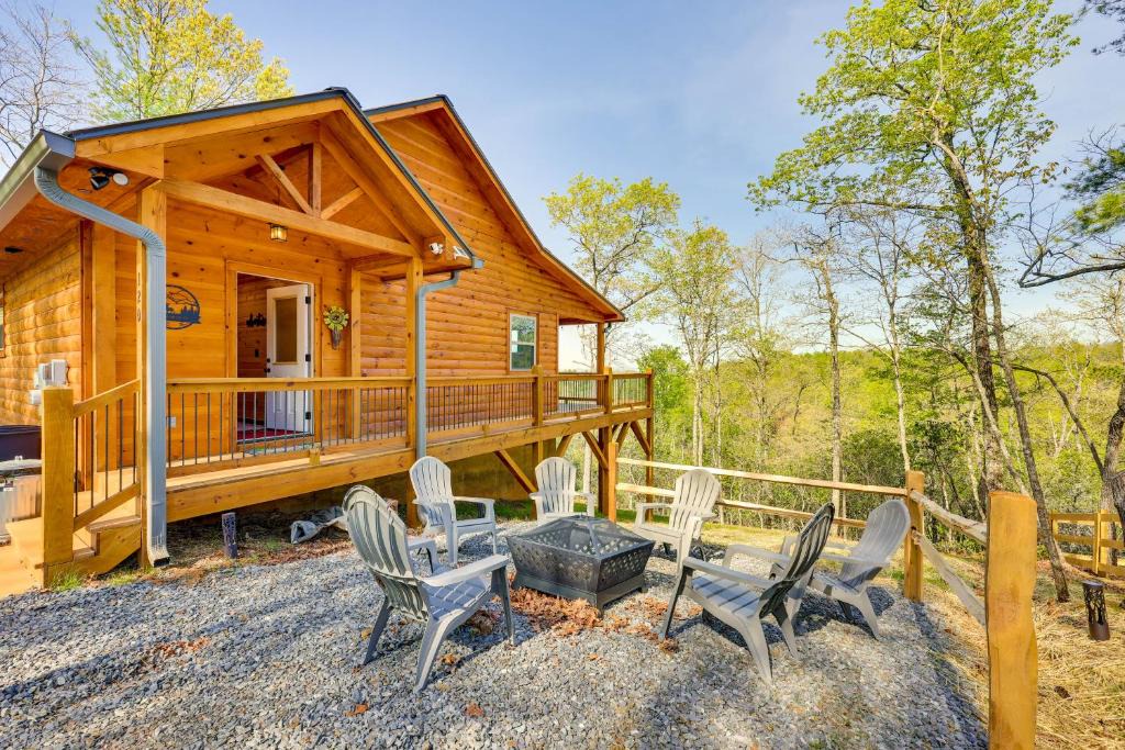 Murphy 一軒家 | Mountain View & Fire Pit: Updated Murphy Cabin!
