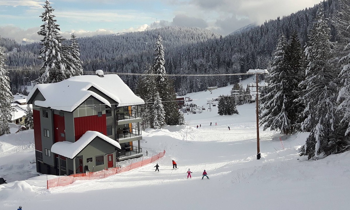 Rossland コンドミニアム | Red Mountain Resort - スキーイン - スキーアウト