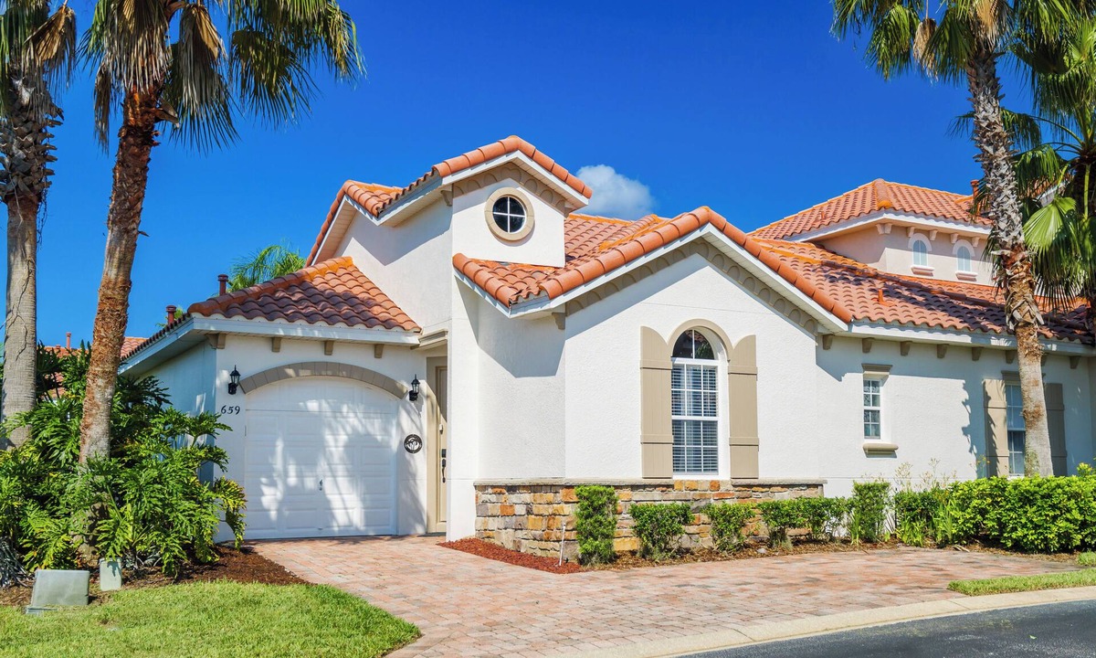 Tuscan Hills ヴィラ | Shady Palms Villa - 3 Bedroom Luxury Villa with West Facing Pool