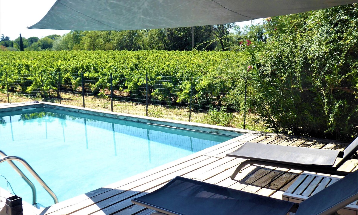Bagnols-sur-Ceze 一軒家 | Superbe mas Avec Piscine en Pierre au Milieu des Vignes Dans Domaine Viticole