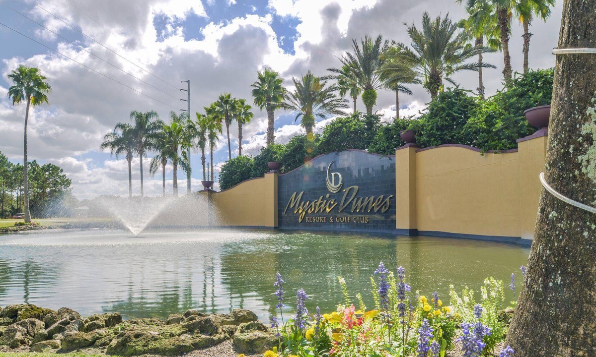 West Kissimmee リゾート | Thanksgiving for a family of 8 in Celebration at Mystic Dunes Resort & Golf
