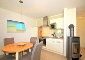 Beachfront vacation rental with a terrace, access to the pool and sauna - Rex Rugia H-1010 -