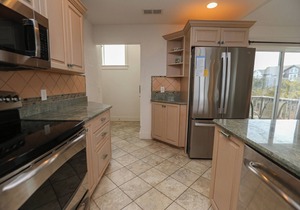 🐾 RAYS HIGH - 5 BR Oceanside home w/ Private Pool & Dog Friendly