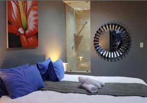Spacious 6 Sleeper - Bay and Sea View - Walk to the Beach - Point Waterfront KZN
