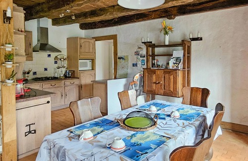 Noyal-Sous-Bazouges 一軒家 | 2 bedroom gorgeous home in Noyal-Sous-Bazouges