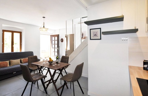 Bizanet 一軒家 | 2 bedroom gorgeous home in Bizanet