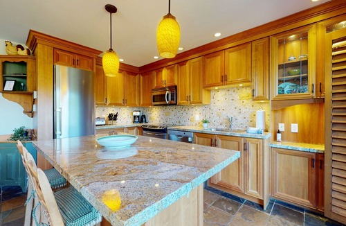 Blackcomb 一軒家 | 3BR | Blackcomb Greens | Wood Burning Fireplace | Complex Hot Tub | Parking | Mountain Views
