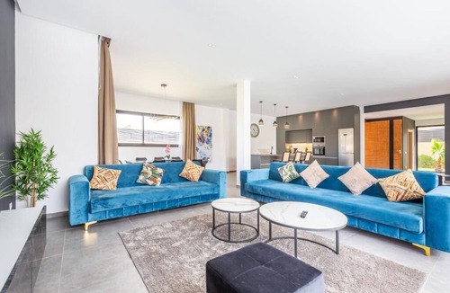 Menara ヴィラ | 4 suites exlusive villa with private pool.