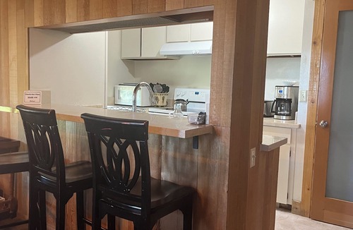 Lake Forest 一軒家 | 4BD / 3BAノースショアコンドミニアムレイクビュー2マスタースイート最大8名まで宿泊可能