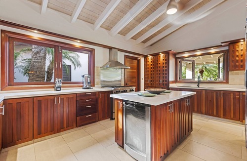 Casa de Campo 一軒家 | スタッフ一同付きの素敵なアップデートのオーシャンフロント6ベッドルームホーム
