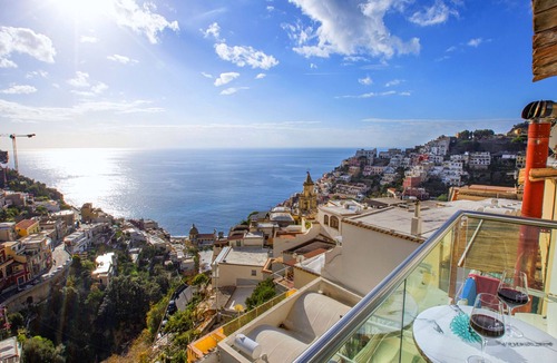 Liparlati スキーシャレー | AMORE RENTALS - Casa Paradisea with Sea View Terraces