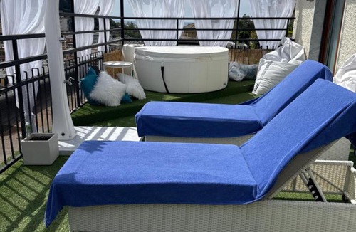 Rapallo アパートメント | Appartamento Rapallo Sky Garden Maria Jose Liguria - Attico vista mare - Terraces - 2 bagni- 2 Camera da Letto - Box, Wi-fi, Idromassaggio Free inteiro Attico per Voi, con Ascensore