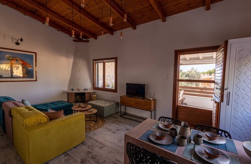 Aegina Town 一軒家 | BeachfrontHouse in Aegina