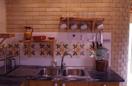 Odeceixe 一軒家 | Beautiful self-built ecological house by the river