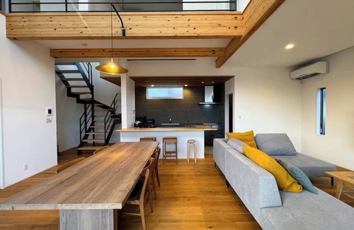 Shirahamacho Shirahama 一軒家 | Building A Entire building by the sea for rent/Minamiboso Chiba