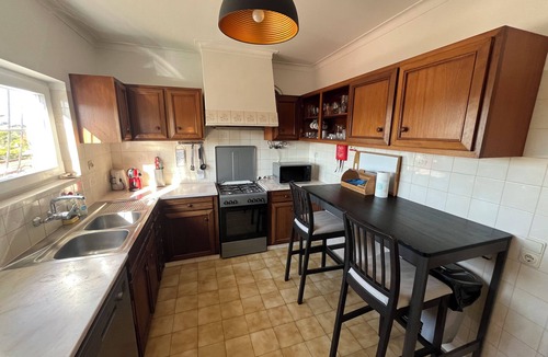 Charneca da Cotovia 一軒家 | Casa Pausa Vakantiewoning in Sesimbra met Fantastische Zichten en Vlak de Oceaan