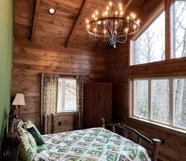 Topton 一軒家 | Cozy Cabin for a Peaceful Family Getaway in Nantahala National Forest, North Carolina