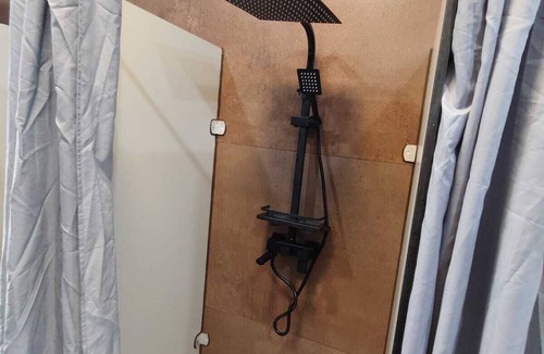 Trudering-Riem 一軒家 | Dormitory-Shared Bathroom