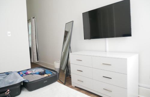 Treme ヴィラ | Entire Spacious Vacation Home - 1 mile to all Attractions