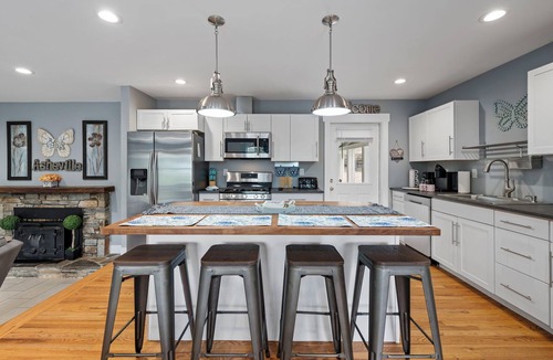 Fletcher 一軒家 | Fall Specials 3 Bd. House w/hot tub and arcade games