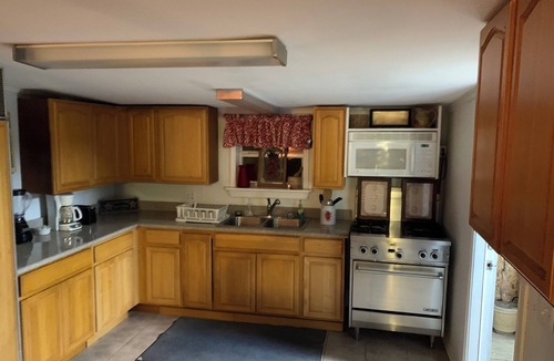 Boothville-Venice 一軒家 | Fishing Camp sleeps 12, fully equipped. Screened in porch. 5 minutes from marina