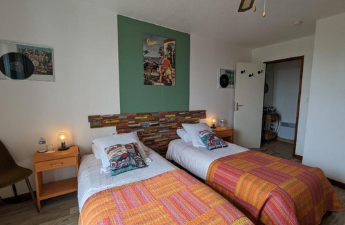 Bouges-le-Chateau 一軒家 | Guestroom Bouges-le-Château, 1 pièce, 3 personnes - FR-1-591-536