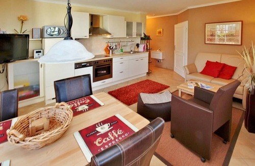 Ostseebad Kuhlungsborn アパートメント | Hübsche Ferienwohnung an der Ostsee mit Terrasse, Saunabereich und Pool im Haus!