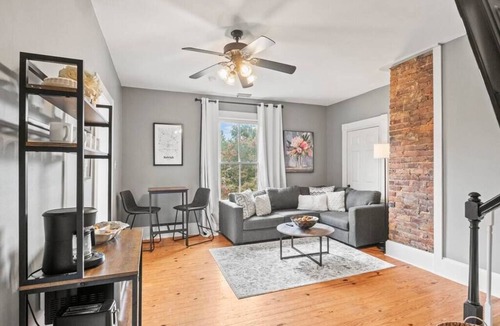 Southwest Raleigh アパートメント | Historic 1-BR Loft Walkable to Glenwood Downtown Raleigh