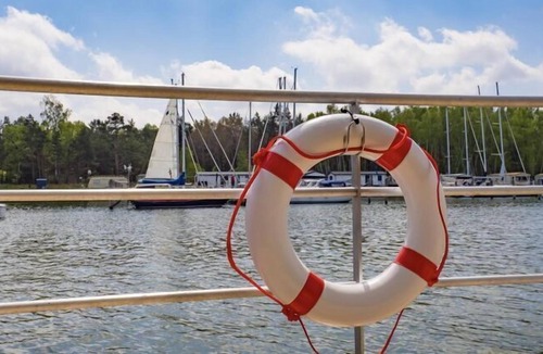 Peenemuende ボートレンタル | Houseboat in Peenemuende