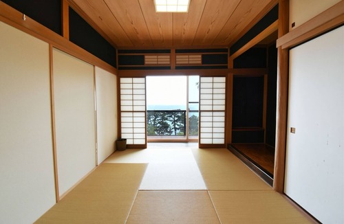 Inatori 一軒家 | Izu Inatori A panorama of the Izu sea and starry / Kamo-gun Shizuoka