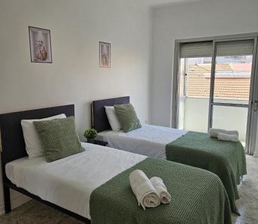 Cova da Piedade アパートメント | Light Spacious Almada Apartment