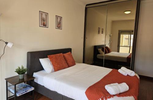 Cova da Piedade アパートメント | Light Spacious Almada Apartment