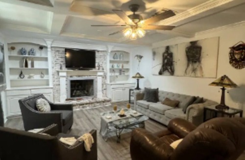 Kenner - Louis Armstrong International Airport 一軒家 | Luxury Home, Seven minutes from the airport!