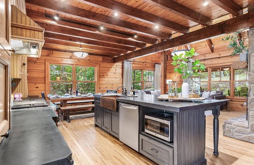 Banner Elk キャビン | Luxury Lodge | Unmatched Long Range Views, Hot Tub, Game Rm, Fire Pit