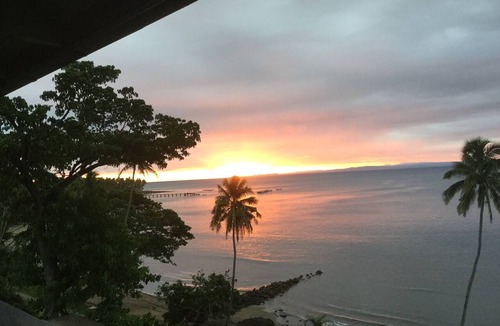 Savusavu ヴィラ | ポッドハウス、プライベート大理石のタイル張りのプール、完全なプライバシー