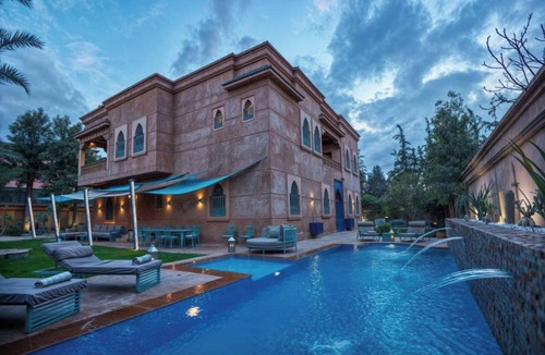Targa ヴィラ | Luxury Villa Taj Sofia & Spa