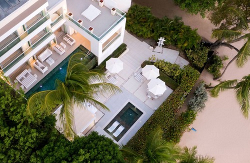 Porters 一軒家 | Modern Luxury Beachfront Vacation Home - Footprints