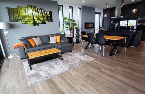 Calheta ヴィラ | New construction above the rooftops of Calheta, absolute privacy, heated pool.