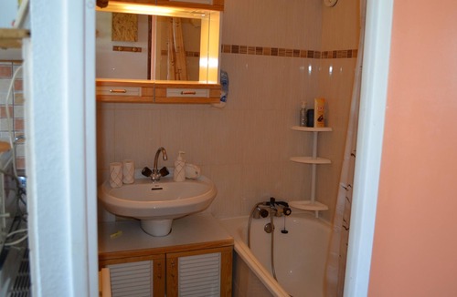 Jeux アパートメント | Nice studio for 4 people