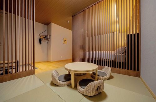 Hatsukaichi ホテル | 禁煙和洋室セミスイート2階42m2J203 / 廿日市市 広島県