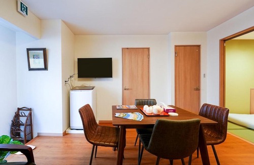 Naniwa アパートメント | Single-family home in Shiokusa near Namba Entire 1st floor rented out 2 bedrooms living room Private space with a separate entrance