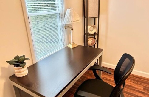 Monroeville アパートメント | Spacious Cape Cod in Monroeville
