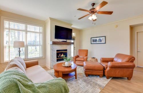 Springfield ヴィラ | Spacious Springfield Home w/Golf Course View!