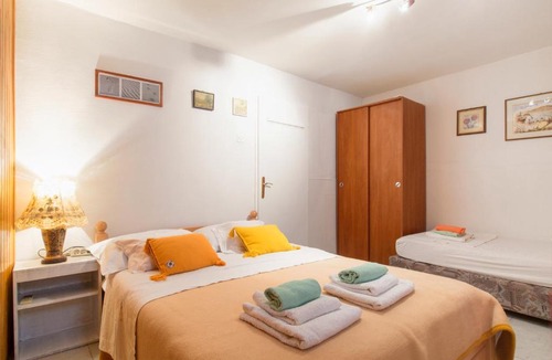 Split 一軒家 | Split Accommodation